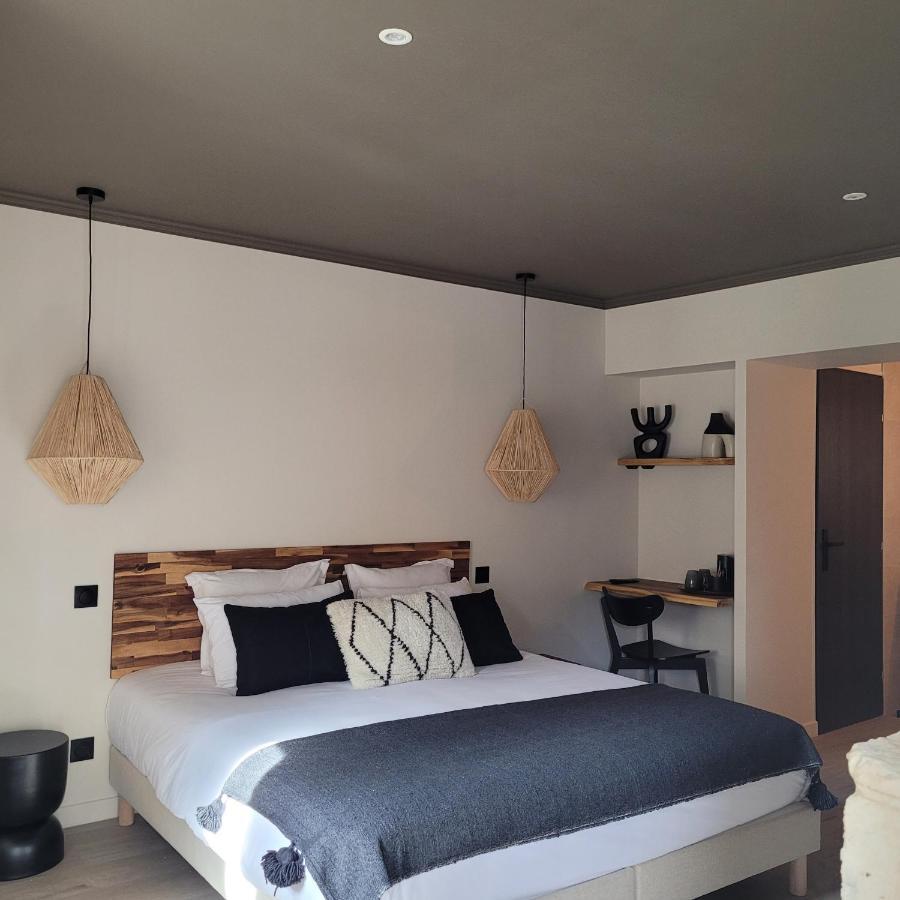 Hotel Rive Sud 希农 外观 照片