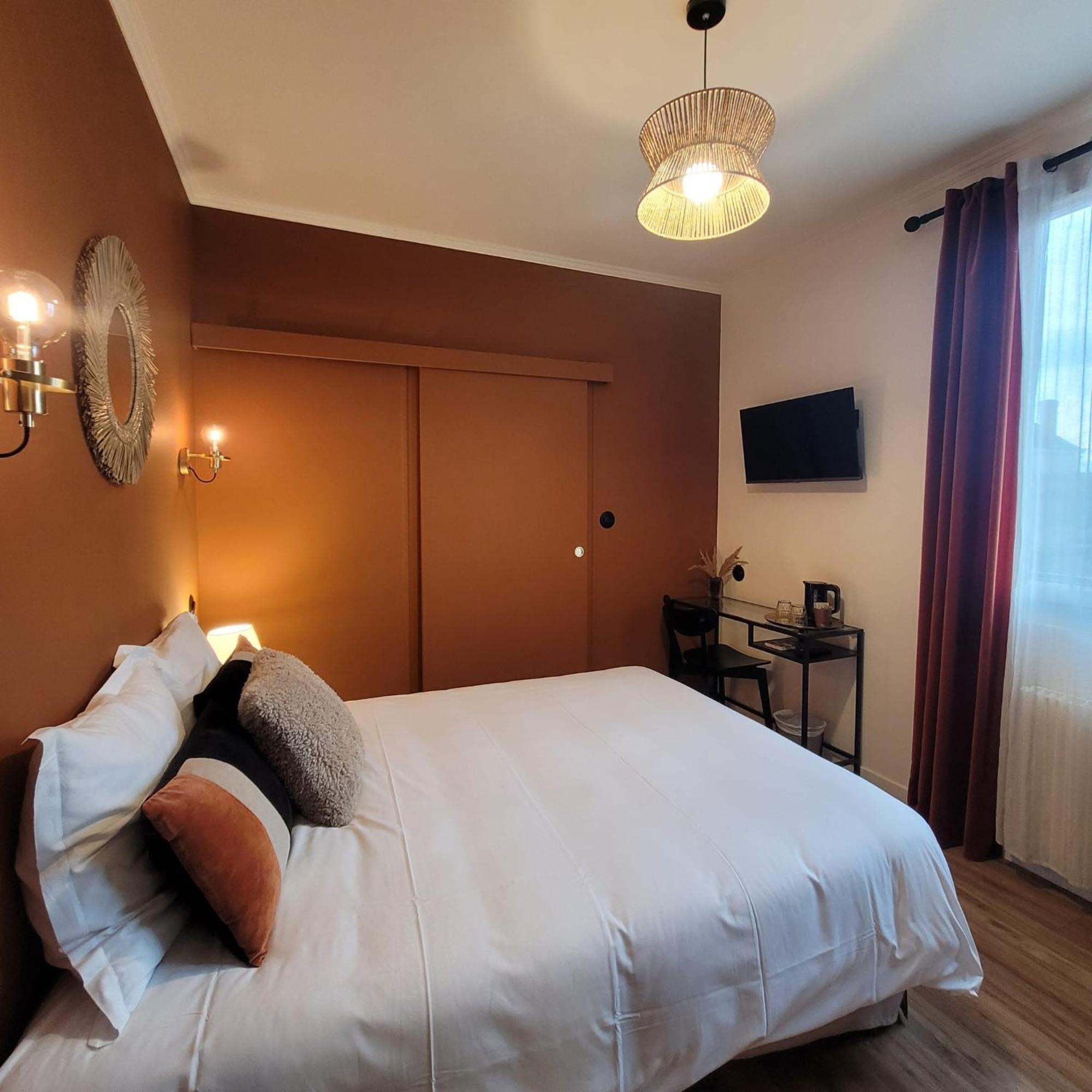Hotel Rive Sud 希农 外观 照片