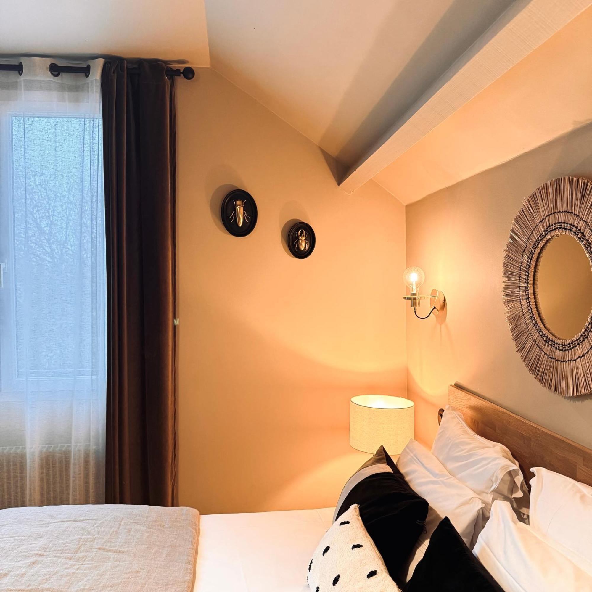 Hotel Rive Sud 希农 外观 照片