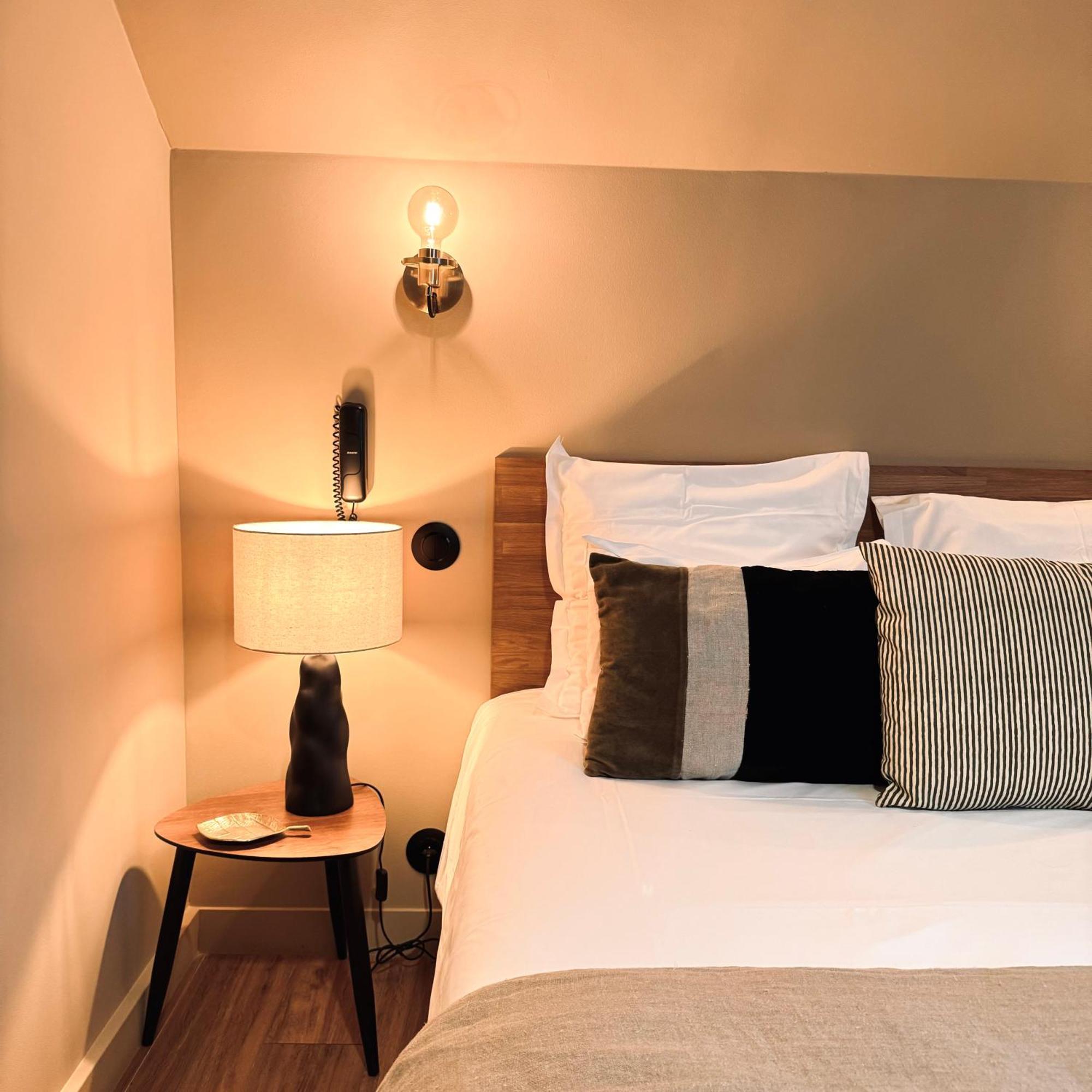 Hotel Rive Sud 希农 外观 照片