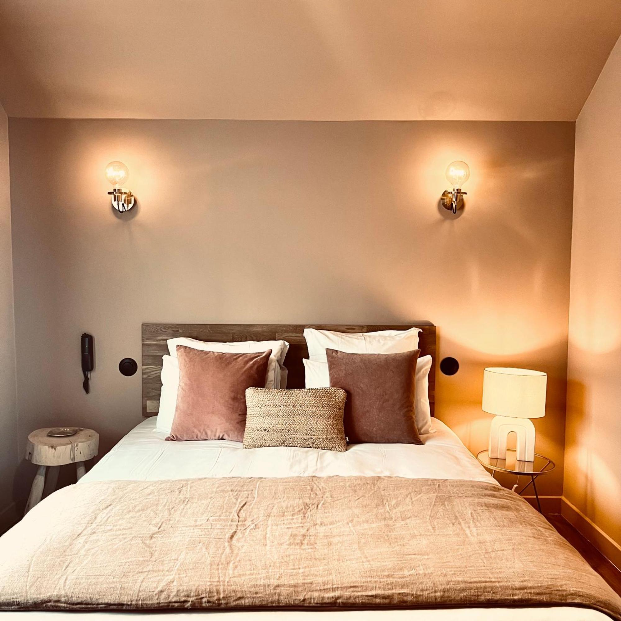 Hotel Rive Sud 希农 外观 照片