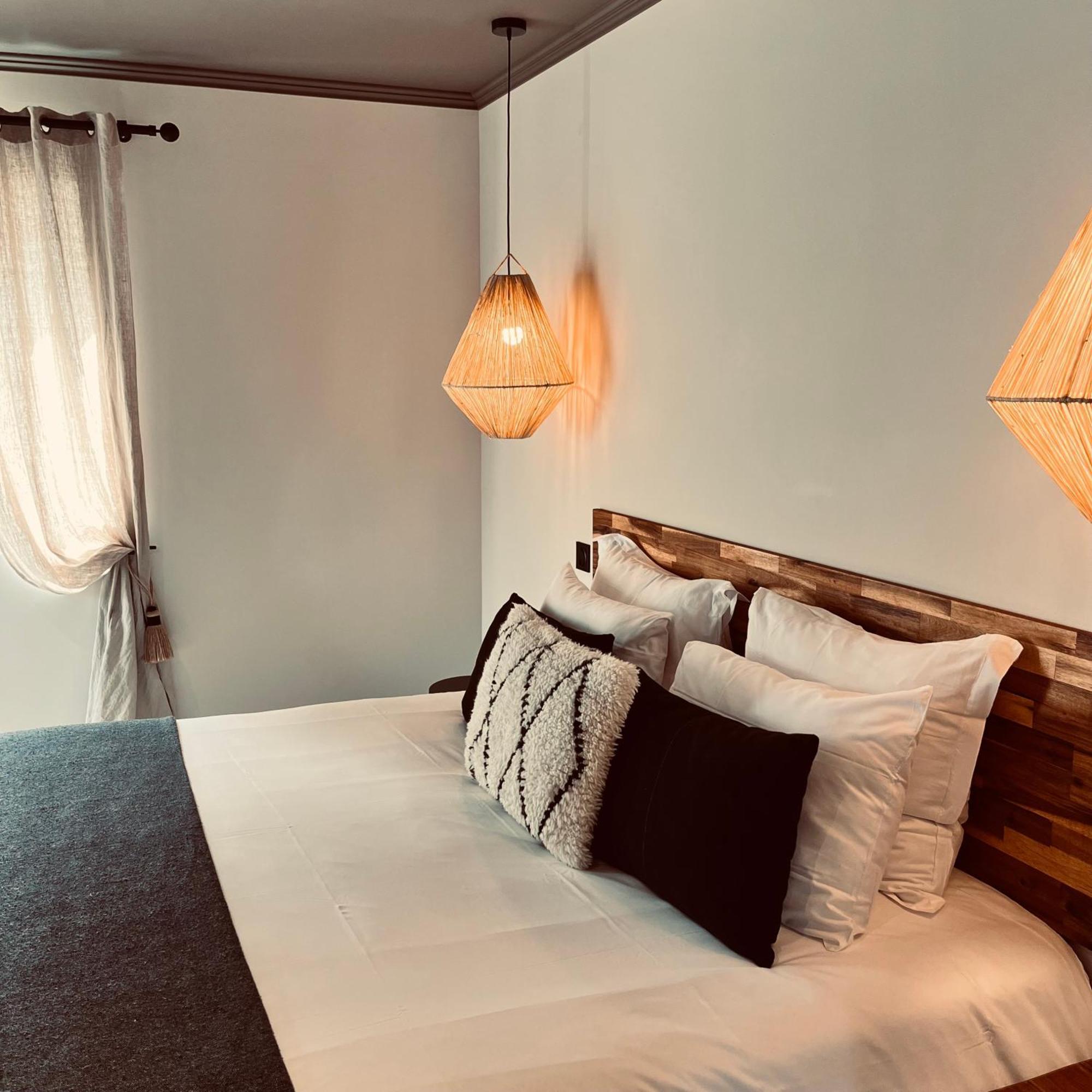 Hotel Rive Sud 希农 外观 照片