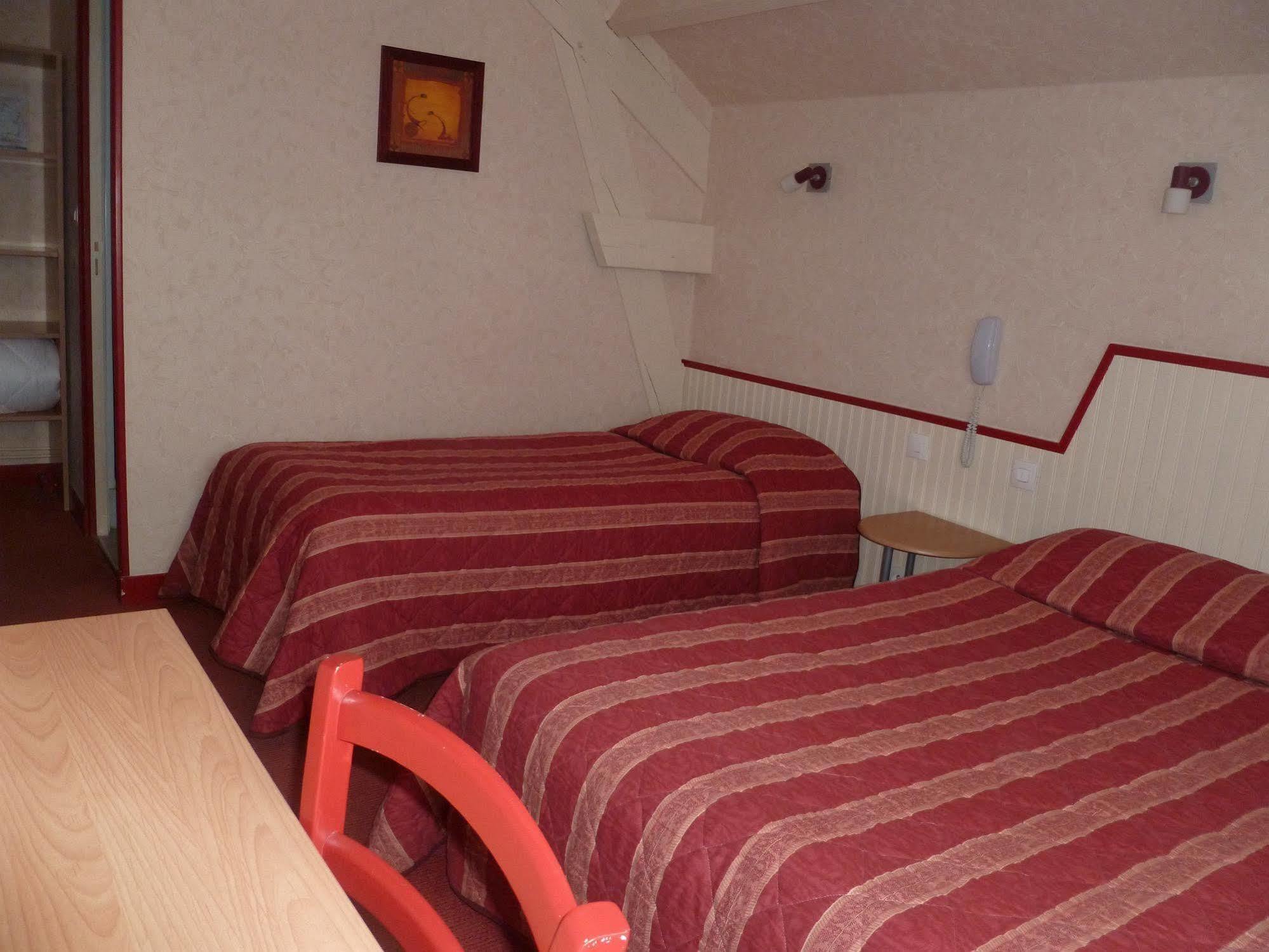 Hotel Rive Sud 希农 外观 照片